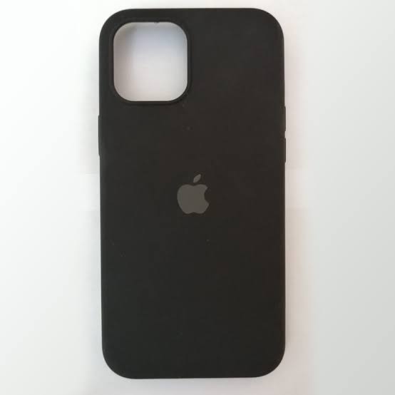 Apple iPhone 13 Pro Max MagSafe Silicone Case