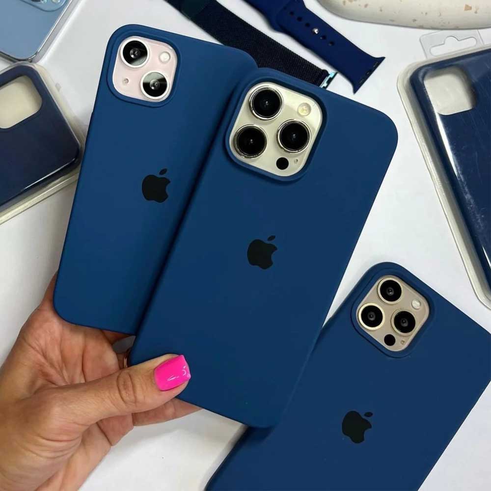 Apple iPhone 15 Pro Max MagSafe Silicone Case